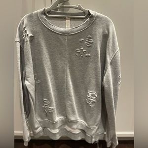 Oversized distressed grey sweatshirt - worn 1 time